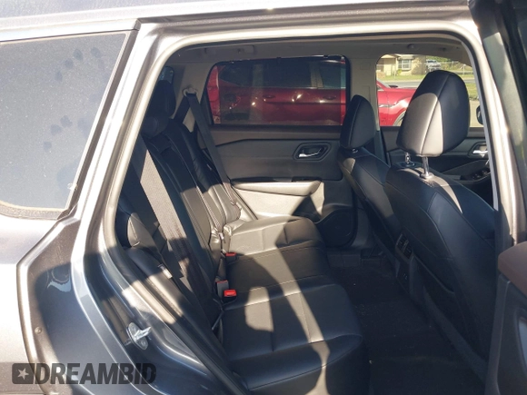 2023 Nissan Rogue SV z VIN 5N1BT3BA8PC674196, wystawiony jako IAAI lot #42009297 z przebiegiem Nie podano mil oraz . Historia ofert i sprzedaży dostępna na DreamBid. Obrazek 8.