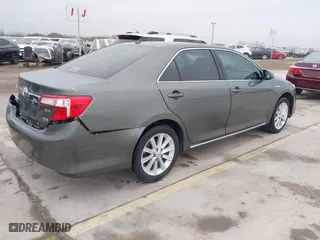 2014 Toyota Camry Hybrid LE with VIN 4T1BD1FK8EU102685, listed as a IAAI auction lot 41469306 with 91,606 mi miles. Bid and sale history available at carsss.com. Image 4.