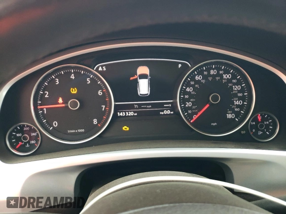 2013 Volkswagen Touareg Lux with VIN WVGEF9BP0DD002814, listed as a Copart auction lot 83015434 with 143,320 mi miles and Salvage Title. Bid and sale history available at DreamBid. Image 9.