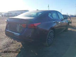 2023 Nissan Altima SV z VIN 1N4BL4DW5PN408860, wystawiony jako IAAI lot #41427683 z przebiegiem 12 248 mil mil oraz . Historia ofert i sprzedaży dostępna na DreamBid. Obrazek 4.