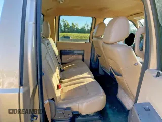2011 Ford F-350 XL z VIN 1FT8W3BT8BEA94452, wystawiony jako Copart lot #57728935 z przebiegiem Nie podano mil oraz Czysty tytuł • Clean title. Historia ofert i sprzedaży dostępna na DreamBid. Obrazek 6.