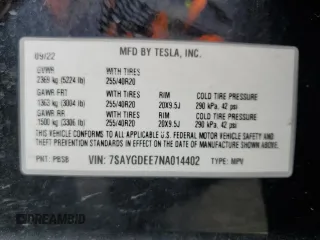 2022 Tesla Model Y Long Range z VIN 7SAYGDEE7NA014402, wystawiony jako Copart lot #56325005 z przebiegiem 41 171 mil mil oraz Szkody całkowita. Historia ofert i sprzedaży dostępna na DreamBid. Obrazek 13.