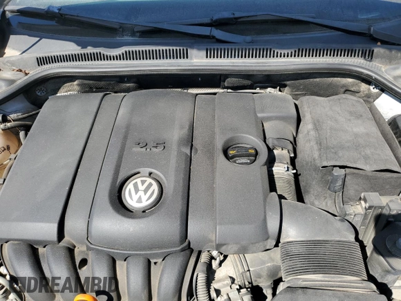 2011 Volkswagen Jetta SEL with VIN 3VWLZ7AJXBM056107, listed as a Copart auction lot 69955534 with 104,451 mi miles and Salvage title. Bid and sale history available at DreamBid. Image 12.