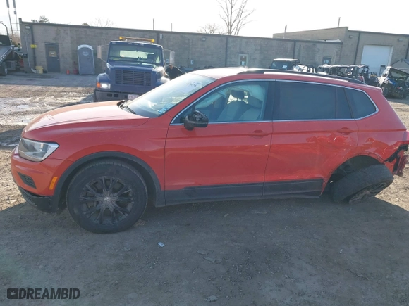 2019 Volkswagen Tiguan SE with VIN 3VV2B7AX5KM109109, listed as a IAAI auction lot 41768355 with 128,942 mi miles. Bid and sale history available at carsss.com. Image 15.
