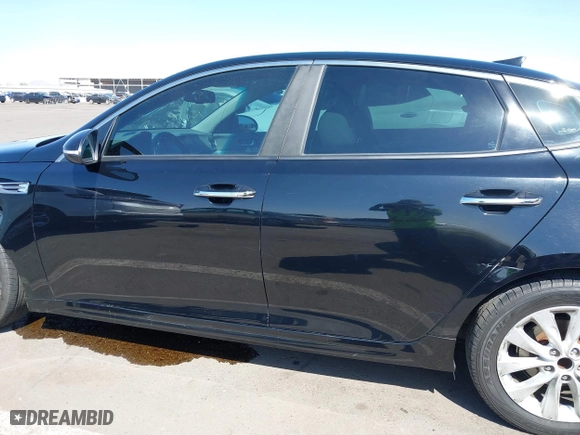 2016 Kia Optima EX with VIN 5XXGU4L38GG032056, listed as a IAAI auction lot 42013867 with 145,466 mi miles. Bid and sale history available at carsss.com. Image 14.
