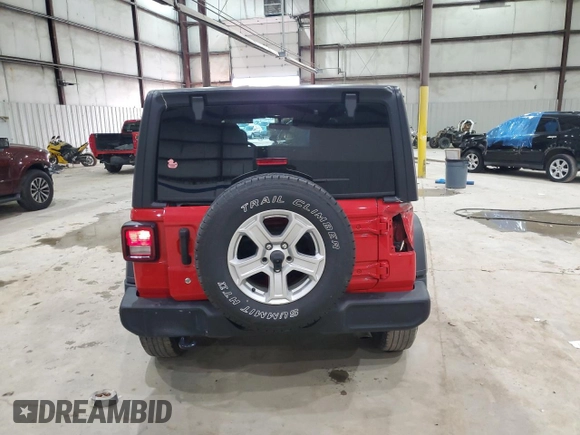 2019 Jeep Wrangler Unlimited Sport S with VIN 1C4HJXDG2KW646608, listed as a Copart auction lot 58535105 with 111,230 mi miles and Salvage title. Bid and sale history available at DreamBid. Image 6.