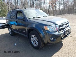 2008 Ford Escape Hybrid with VIN 1FMCU59H48KD64277, listed as a IAAI auction lot 41913295 with 120,565 mi miles. Bid and sale history available at carsss.com. Image 1.