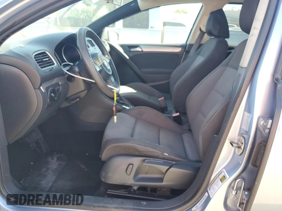 2010 Volkswagen Golf с VIN WVWDB7AJ7AW410787, выставлен на аукционе Copart как лот 70278374 с пробегом 167 333 миль миль и Списание • Salvage title. История ставок и продаж доступна на DreamBid. Изображение 7.