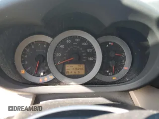 2007 Toyota RAV4 Limited with VIN JTMBK31V575016142, listed as a Copart auction lot 55580615 with 175,286 mi miles and Clean title. Bid and sale history available at DreamBid. Image 9.