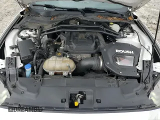 2020 Ford Mustang EcoBoost z VIN 1FATP8UH7L5137828, wystawiony jako Copart lot #60939205 z przebiegiem 107 477 mil mil oraz Szkoda całkowita • Salvage title. Historia ofert i sprzedaży dostępna na DreamBid. Obrazek 11.