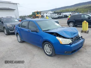2010 Ford Focus SE with VIN 1FAHP3FNXAW265788, listed as a IAAI auction lot 42053567 with 161,345 mi miles. Bid and sale history available at carsss.com. Image 1.