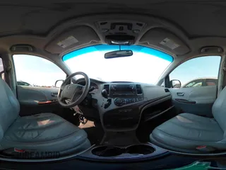 2011 Toyota Sienna XLE AAS with VIN 5TDYK3DC3BS007690, listed as a IAAI auction lot 42044640 with 253,359 mi miles. Bid and sale history available at carsss.com. Image 18.