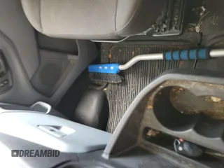 2019 Ford Transit с VIN 1FTYR1YG4KKA38015, выставлен на аукционе IAAI как лот 42723323 с пробегом 117 119 миль миль и . История ставок и продаж доступна на DreamBid. Изображение 5.