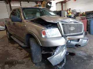 2004 Ford F-150 XLT with VIN 1FTPW14544KC15657, listed as a IAAI auction lot 42710207 with 186,195 mi miles and . Bid and sale history available at DreamBid. Image 1.