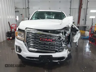 2021 GMC Canyon 4WD Denali with VIN 1GTG6EEN0M1229180, listed as a IAAI auction lot 41298304 with 55,865 mi miles. Bid and sale history available at carsss.com. Image 13.