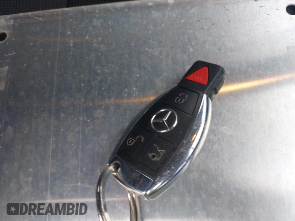 2010 Mercedes-Benz M 350 z VIN 4JGBB8GB5AA603915, wystawiony jako IAAI lot #42049717 z przebiegiem 170 151 mil mil oraz . Historia ofert i sprzedaży dostępna na DreamBid. Obrazek 11.