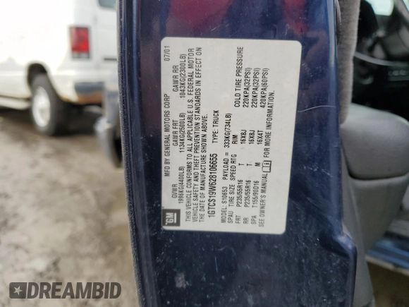 2002 GMC Sonoma SL Fleet z VIN 1GTCS19W628106655, wystawiony jako Copart lot #52509835 z przebiegiem 149 172 mil mil oraz Szkoda całkowita • Salvage title. Historia ofert i sprzedaży dostępna na DreamBid. Obrazek 12.