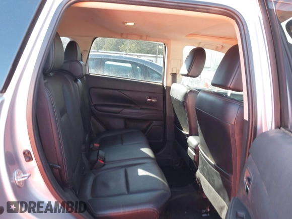 2015 Mitsubishi Outlander SE with VIN JA4AD3A34FZ011259, listed as a IAAI auction lot 41290830 with 88,147 mi miles and . Bid and sale history available at DreamBid. Image 8.