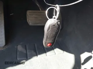 2016 Porsche Cayenne z VIN WP1AA2A23GLA04144, wystawiony jako IAAI lot #42117178 z przebiegiem 70 255 mil mil oraz . Historia ofert i sprzedaży dostępna na DreamBid. Obrazek 10.