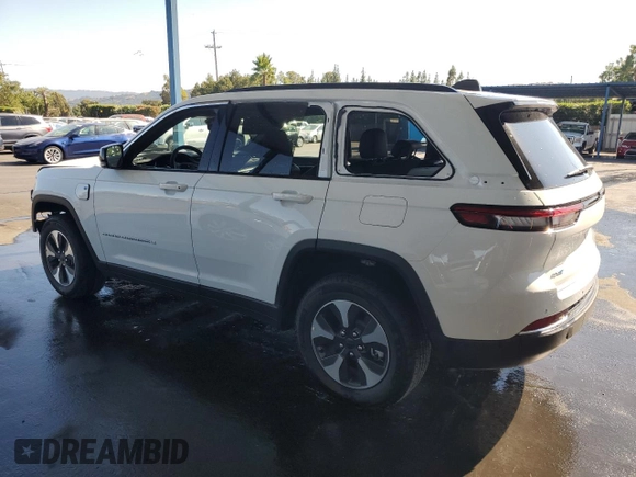 2025 Jeep Grand Cherokee z VIN 1C4RJYB69S8700608, wystawiony jako Copart lot #64587425 z przebiegiem 6 289 mil mil oraz Czysty tytuł • Clean title. Historia ofert i sprzedaży dostępna na DreamBid. Obrazek 2.