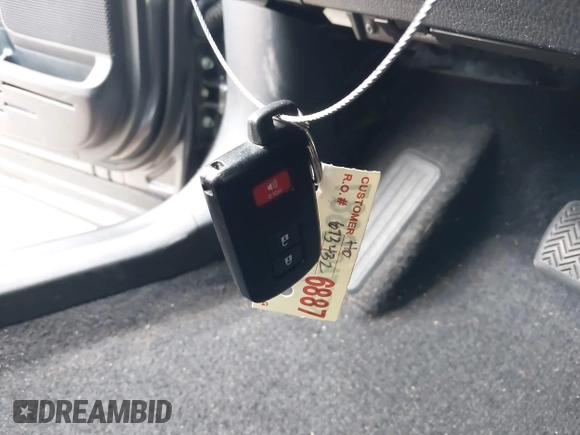 2018 Toyota RAV4 XLE с VIN JTMWFREV7JJ729707, выставлен на аукционе IAAI как лот 39446012 с пробегом 78 150 миль миль и . История ставок и продаж доступна на DreamBid. Изображение 11.