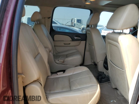 2008 Chevrolet Suburban LTZ with VIN 3GNFK16378G134899, listed as a Copart auction lot 64691114 with 255,400 mi miles and Salvage Title. Bid and sale history available at carsss.com. Image 11.