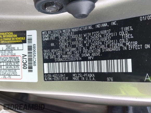 2005 Toyota Sienna XLE with VIN 5TDBA22C25S037614, listed as a IAAI auction lot 41391263 with 90,568 mi miles. Bid and sale history available at carsss.com. Image 9.