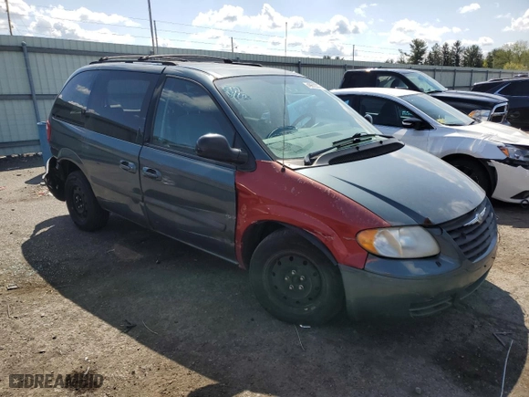 2006 Chrysler Town & Country SWB with VIN 1A4GP45R66B656526, listed as a Copart auction lot 52087403 with 209,290 mi miles and Salvage Title. Bid and sale history available at carsss.com. Image 4.