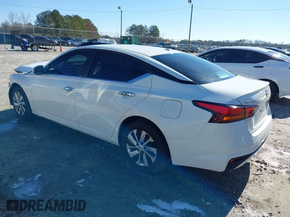 2020 Nissan Altima 2.5 S with VIN 1N4BL4BV2LN313211, listed as a IAAI auction lot 41468768 with 160,940 mi miles. Bid and sale history available at carsss.com. Image 3.