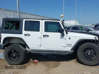 2017 Jeep Wrangler Unlimited Sport с VIN 1C4BJWDG4HL549310, выставлен на аукционе IAAI как лот 42205370 с пробегом 84 226 миль миль и . История ставок и продаж доступна на DreamBid. Изображение 13.