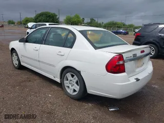 2006 Chevrolet Malibu LT w/2LT with VIN 1G1ZT53856F156904, listed as a IAAI auction lot 41899715 with 199,428 mi miles. Bid and sale history available at carsss.com. Image 3.