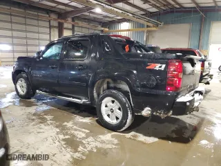2013 Chevrolet Avalanche LT with VIN 3GNTKFE70DG248404, listed as a Copart auction lot 45029835 with 177,877 mi miles and Salvage Title. Bid and sale history available at carsss.com. Image 2.