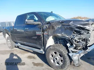 2018 Ram 2500 Big Horn with VIN 3C6UR5DL9JG284645, listed as a IAAI auction lot 41174288 with 66,498 mi miles. Bid and sale history available at carsss.com. Image 6.