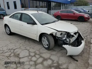 2008 Pontiac G6 1SV Value Leader z VIN 1G2ZF57B784275125, wystawiony jako Copart lot #56873785 z przebiegiem 72 137 mil mil oraz Szkoda całkowita • Salvage title. Historia ofert i sprzedaży dostępna na DreamBid. Obrazek 4.