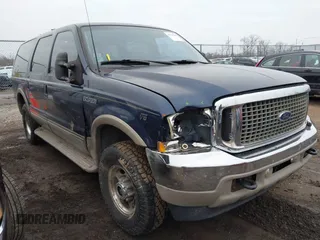 2002 Ford Excursion Limited с VIN 1FMNU43SX2EA77555, выставлен на аукционе IAAI как лот 41526308 с пробегом 274 040 миль миль и . История ставок и продаж доступна на DreamBid. Изображение 1.
