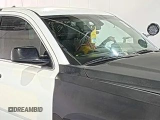 2015 Chevrolet Tahoe z VIN 1GNSK3KC1FR280311, wystawiony jako IAAI lot #42501069 z przebiegiem 108 093 mil mil oraz . Historia ofert i sprzedaży dostępna na DreamBid. Obrazek 1.