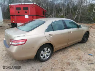 2011 Toyota Camry LE with VIN 4T1BF3EK5BU186399, listed as a IAAI auction lot 41779184 with 188,395 mi miles. Bid and sale history available at carsss.com. Image 4.