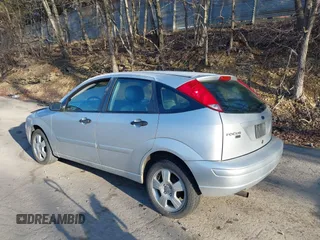2007 Ford Focus S with VIN 1FAFP37N27W293597, listed as a IAAI auction lot 41866480 with 120,028 mi miles and . Bid and sale history available at carsss.com. Image 3.