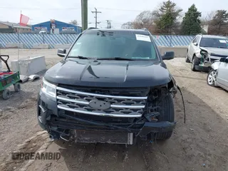 2018 Ford Explorer z VIN 1FM5K7B89JGA96212, wystawiony jako IAAI lot #41849563 z przebiegiem 122 969 mil mil oraz . Historia ofert i sprzedaży dostępna na DreamBid. Obrazek 12.