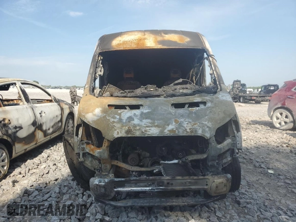 2017 Ford Transit with VIN 1FTYE2CG2HKA04494, listed as a Copart auction lot 55138925 with Not provided miles and Salvage title. Bid and sale history available at DreamBid. Image 5.