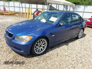 2007 BMW 3 Series 328i with VIN WBAVA33587KX72883, listed as a IAAI auction lot 42632484 with 203,514 mi miles and . Bid and sale history available at DreamBid. Image 2.