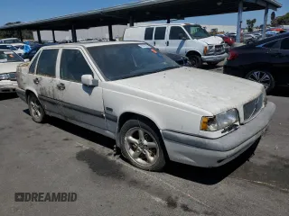 1997 Volvo 850 с VIN YV1LS5726V1358890, выставлен на аукционе Copart как лот 66905504 с пробегом 185 318 миль миль и Чистый • Clean title. История ставок и продаж доступна на DreamBid. Изображение 4.