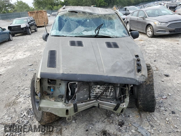 1996 Jeep Grand Cherokee Laredo with VIN 1J4GZ58S3TC297818, listed as a Copart auction lot 67712584 with 284,653 mi miles and Salvage Title. Bid and sale history available at carsss.com. Image 5.