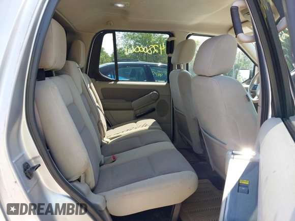 2007 Ford Explorer Sport Trac XLT z VIN 1FMEU51K37UB56300, wystawiony jako IAAI lot #42800061 z przebiegiem 177 751 mil mil oraz . Historia ofert i sprzedaży dostępna na DreamBid. Obrazek 8.