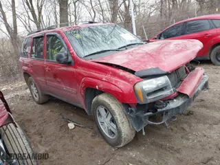 2004 Chevrolet TrailBlazer LT with VIN 1GNDT13S342180846, listed as a IAAI auction lot 41743672 with 142,025 mi miles. Bid and sale history available at carsss.com. Image 1.