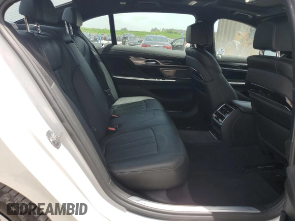 2019 BMW 7 Series 740i with VIN WBA7E2C57KB218038, listed as a Copart auction lot 77892043 with 51,471 mi miles. Bid and sale history available at carsss.com. Image 11.