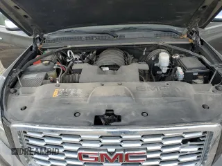 2019 GMC Yukon XL SLT Standard Edition z VIN 1GKS2JKC3KR233809, wystawiony jako Copart lot #56598965 z przebiegiem 109 077 mil mil oraz Czysty tytuł • Clean title. Historia ofert i sprzedaży dostępna na DreamBid. Obrazek 12.