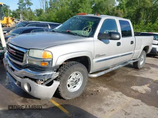 2004 GMC Sierra 2500HD with VIN 1GTHK23194F136501, listed as a IAAI auction lot 42204491 with 226,947 mi miles and . Bid and sale history available at DreamBid. Image 18.