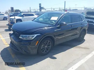2022 Volkswagen Tiguan SE with VIN 3VV3B7AX3NM016534, listed as a IAAI auction lot 42354264 with 33,700 mi miles and . Bid and sale history available at DreamBid. Image 18.