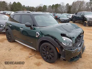 2019 MINI Countryman Cooper S with VIN WMZYT5C57K3G91854, listed as a IAAI auction lot 41394154 with 68,629 mi miles. Bid and sale history available at carsss.com. Image 1.